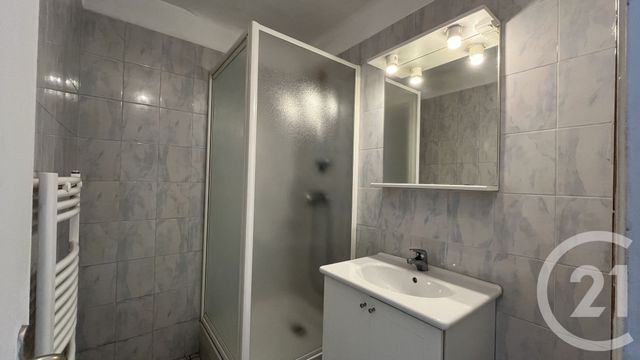 Appartement F4 à louer - 3 pièces - 66.0 m2 - ALES - 30 - LANGUEDOC-ROUSSILLON - Century 21 Impact Immobilier