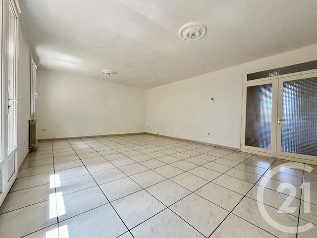 Appartement F4 à louer - 3 pièces - 66.0 m2 - ALES - 30 - LANGUEDOC-ROUSSILLON - Century 21 Impact Immobilier