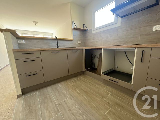 Appartement F2 à louer - 2 pièces - 41.18 m2 - ALES - 30 - LANGUEDOC-ROUSSILLON - Century 21 Impact Immobilier