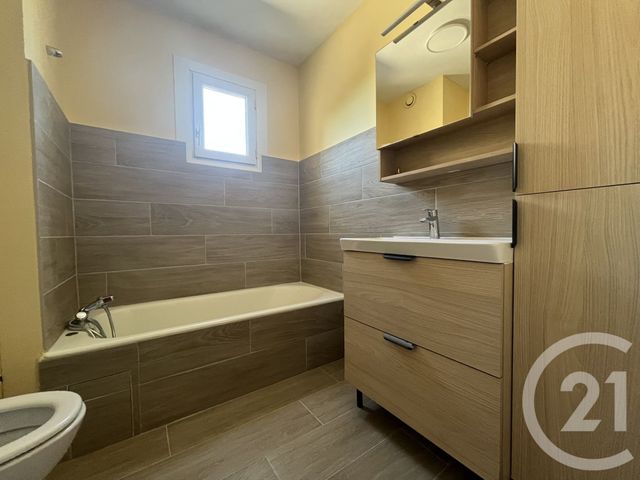 Appartement F2 à louer - 2 pièces - 41.18 m2 - ALES - 30 - LANGUEDOC-ROUSSILLON - Century 21 Impact Immobilier