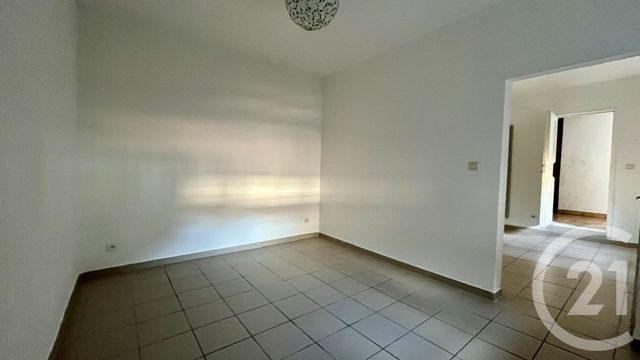 Appartement F4 à louer - 4 pièces - 50.0 m2 - ALES - 30 - LANGUEDOC-ROUSSILLON - Century 21 Impact Immobilier