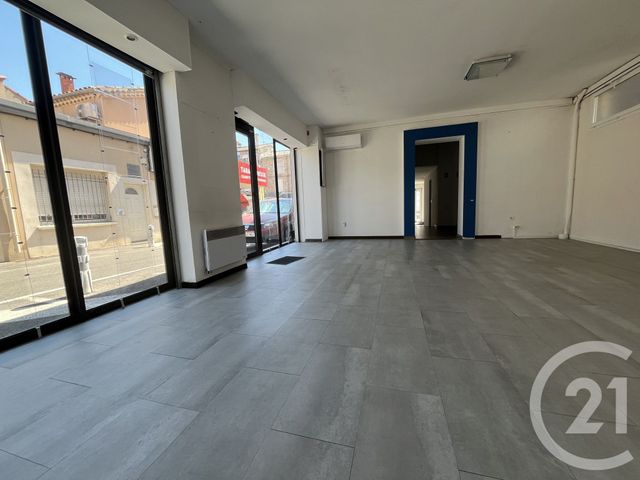 parking à louer - 90.0 m2 - ST CHRISTOL LES ALES - 30 - LANGUEDOC-ROUSSILLON - Century 21 Impact Immobilier