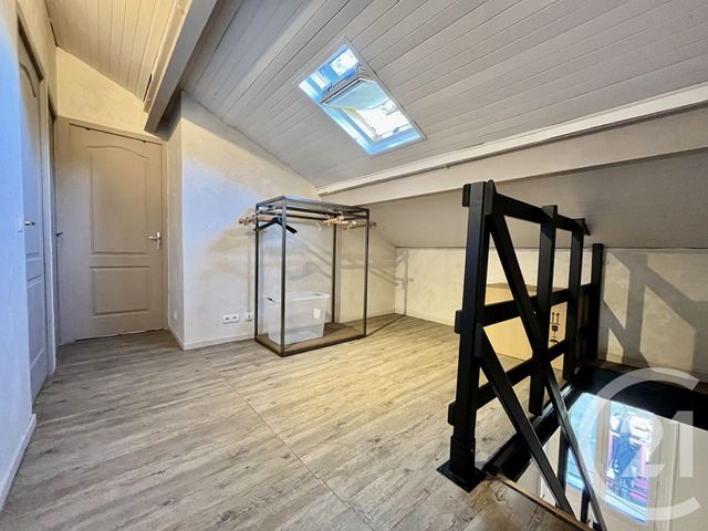 Appartement Duplex à louer - 4 pièces - 114.61 m2 - ALES - 30 - LANGUEDOC-ROUSSILLON - Century 21 Impact Immobilier