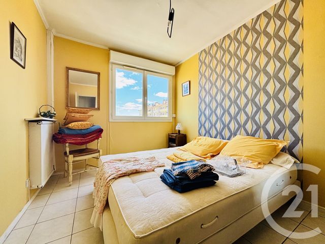 Appartement F5 à vendre - 5 pièces - 89.0 m2 - ALES - 30 - LANGUEDOC-ROUSSILLON - Century 21 Impact Immobilier