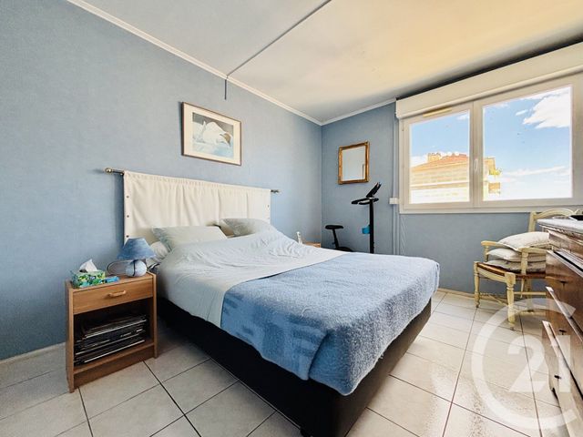 Appartement F5 à vendre - 5 pièces - 89.0 m2 - ALES - 30 - LANGUEDOC-ROUSSILLON - Century 21 Impact Immobilier