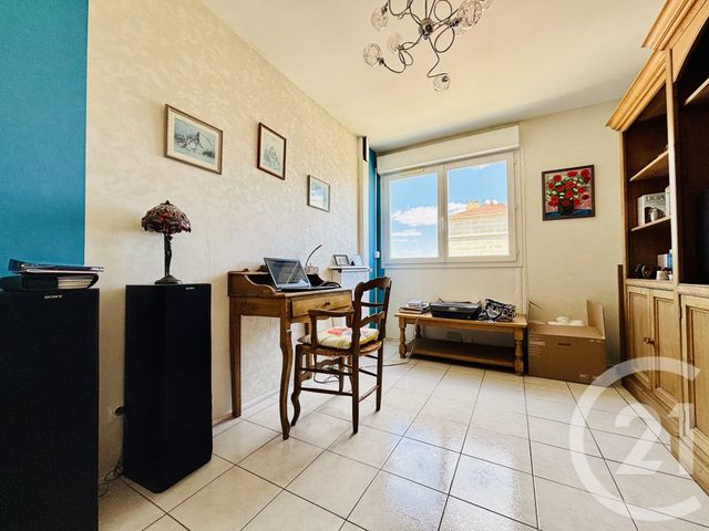 Appartement F5 à vendre - 5 pièces - 89.0 m2 - ALES - 30 - LANGUEDOC-ROUSSILLON - Century 21 Impact Immobilier