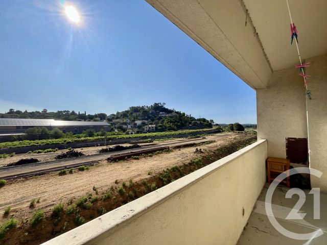 Appartement T3 à louer - 3 pièces - 58.0 m2 - ALES - 30 - LANGUEDOC-ROUSSILLON - Century 21 Impact Immobilier