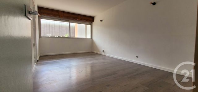 Appartement T3 à louer - 3 pièces - 63.2 m2 - ALES - 30 - LANGUEDOC-ROUSSILLON - Century 21 Impact Immobilier