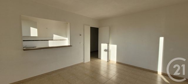 Appartement F2 à louer - 2 pièces - 45.0 m2 - ST CHRISTOL LES ALES - 30 - LANGUEDOC-ROUSSILLON - Century 21 Impact Immobilier