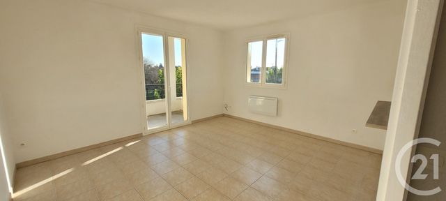 Appartement F2 à louer - 2 pièces - 45.0 m2 - ST CHRISTOL LES ALES - 30 - LANGUEDOC-ROUSSILLON - Century 21 Impact Immobilier