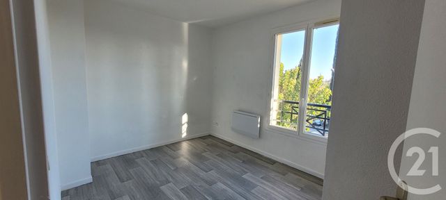 Appartement F2 à louer - 2 pièces - 45.0 m2 - ST CHRISTOL LES ALES - 30 - LANGUEDOC-ROUSSILLON - Century 21 Impact Immobilier