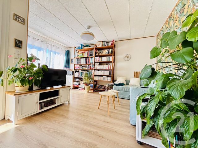 Appartement F3 à vendre - 3 pièces - 62.28 m2 - ALES - 30 - LANGUEDOC-ROUSSILLON - Century 21 Impact Immobilier
