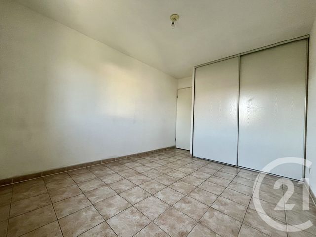 Appartement F2 bis à louer - 2 pièces - 55.0 m2 - ALES - 30 - LANGUEDOC-ROUSSILLON - Century 21 Impact Immobilier