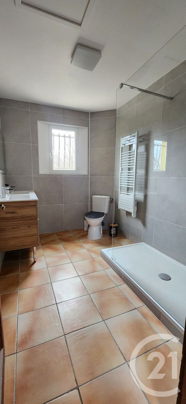 maison à louer - 3 pièces - 80.0 m2 - ST JEAN DU PIN - 30 - LANGUEDOC-ROUSSILLON - Century 21 Impact Immobilier