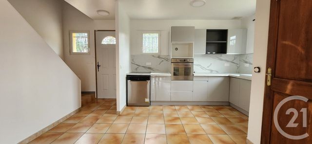maison à louer - 3 pièces - 80.0 m2 - ST JEAN DU PIN - 30 - LANGUEDOC-ROUSSILLON - Century 21 Impact Immobilier