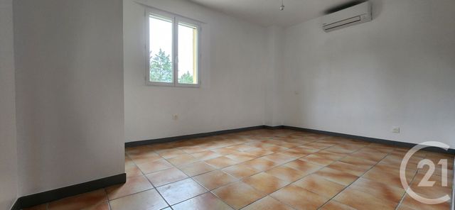 maison à louer - 3 pièces - 80.0 m2 - ST JEAN DU PIN - 30 - LANGUEDOC-ROUSSILLON - Century 21 Impact Immobilier