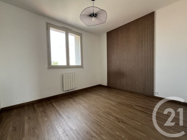 Appartement F2 à louer - 2 pièces - 35.0 m2 - ALES - 30 - LANGUEDOC-ROUSSILLON - Century 21 Impact Immobilier