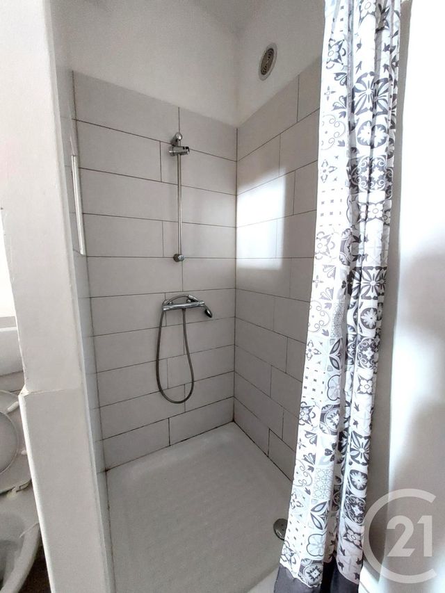 Appartement T2 à louer - 2 pièces - 45.0 m2 - LA GRAND COMBE - 30 - LANGUEDOC-ROUSSILLON - Century 21 Impact Immobilier