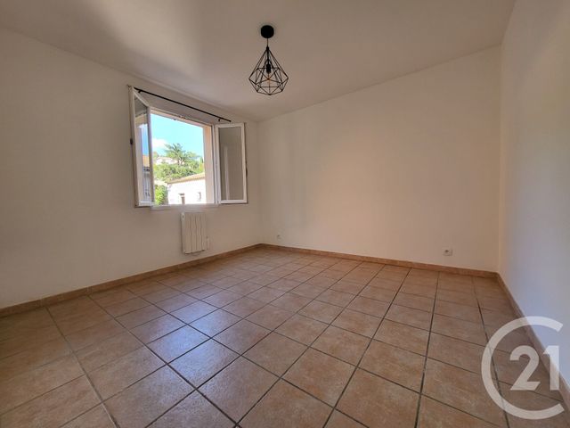 Appartement F2 à louer - 2 pièces - 53.42 m2 - ALES - 30 - LANGUEDOC-ROUSSILLON - Century 21 Impact Immobilier