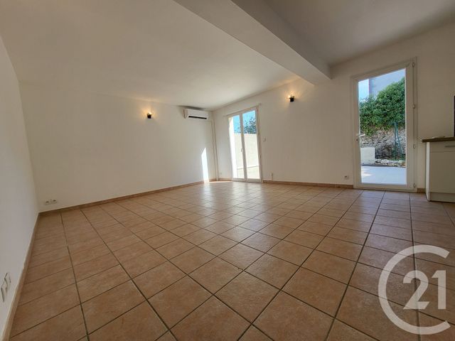 Appartement F2 à louer - 2 pièces - 53.42 m2 - ALES - 30 - LANGUEDOC-ROUSSILLON - Century 21 Impact Immobilier