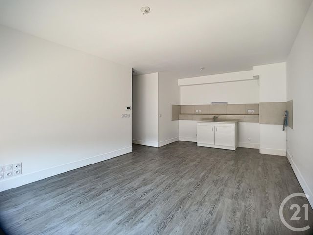 Afficher la photo en grand Appartement F3 à vendre - 3 pièces - 60.9 m2 - ALES - 30 - LANGUEDOC-ROUSSILLON - Century 21 Impact Immobilier