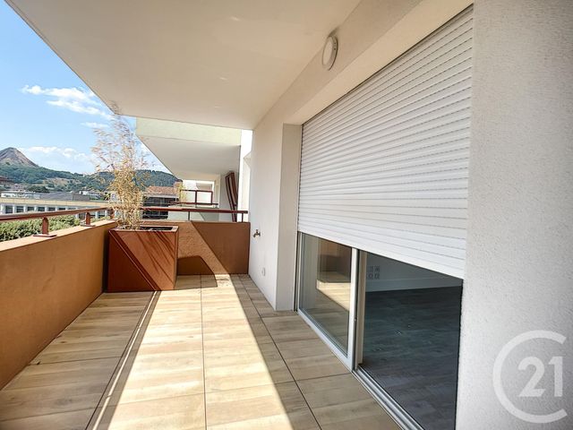 Afficher la photo en grand Appartement F3 à vendre - 3 pièces - 60.9 m2 - ALES - 30 - LANGUEDOC-ROUSSILLON - Century 21 Impact Immobilier
