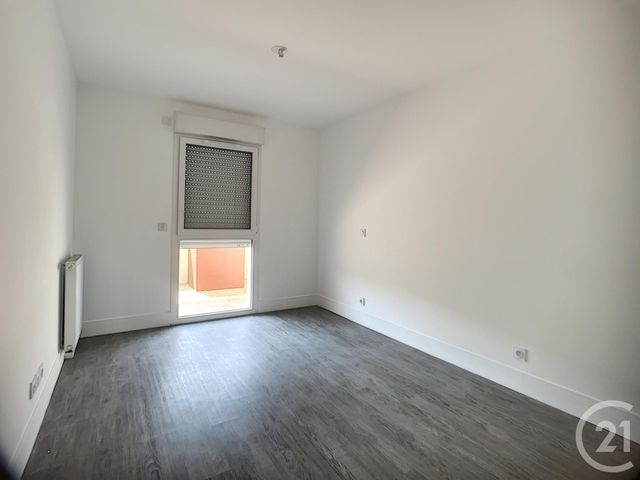 Afficher la photo en grand Appartement F3 à vendre - 3 pièces - 60.8 m2 - ALES - 30 - LANGUEDOC-ROUSSILLON - Century 21 Impact Immobilier