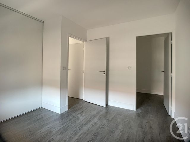 Afficher la photo en grand Appartement F3 à vendre - 3 pièces - 60.8 m2 - ALES - 30 - LANGUEDOC-ROUSSILLON - Century 21 Impact Immobilier