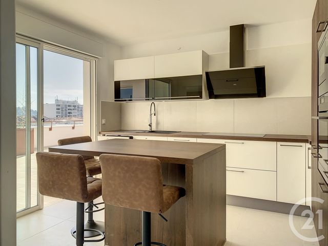 Appartement F4 à vendre - 4 pièces - 168.9 m2 - ALES - 30 - LANGUEDOC-ROUSSILLON - Century 21 Impact Immobilier