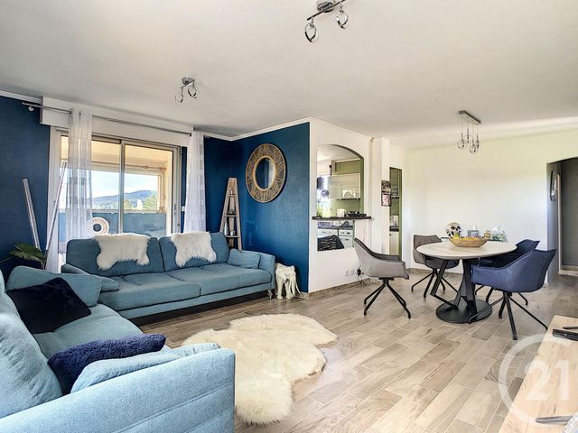 Appartement F4 à vendre - 4 pièces - 98.6 m2 - ALES - 30 - LANGUEDOC-ROUSSILLON - Century 21 Impact Immobilier Appartement F4 à vendre - 4 pièces - 98.6 m2 - ALES - 30 - LANGUEDOC-ROUSSILLON - Century 21 Impact Immobilier