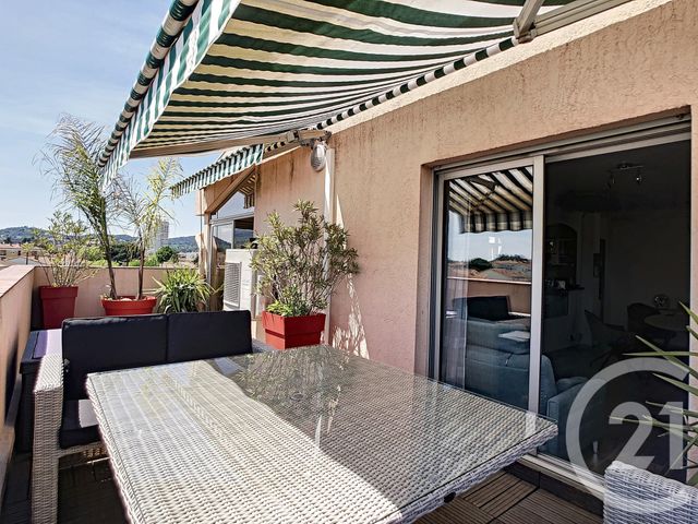 Appartement F4 à vendre - 4 pièces - 98.6 m2 - ALES - 30 - LANGUEDOC-ROUSSILLON - Century 21 Impact Immobilier Appartement F4 à vendre - 4 pièces - 98.6 m2 - ALES - 30 - LANGUEDOC-ROUSSILLON - Century 21 Impact Immobilier