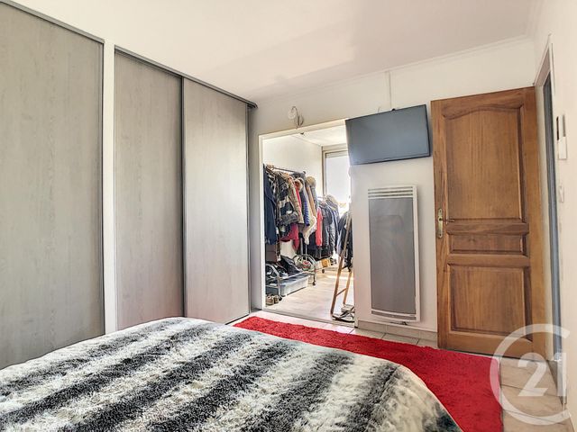 Appartement F4 à vendre - 4 pièces - 98.6 m2 - ALES - 30 - LANGUEDOC-ROUSSILLON - Century 21 Impact Immobilier Appartement F4 à vendre - 4 pièces - 98.6 m2 - ALES - 30 - LANGUEDOC-ROUSSILLON - Century 21 Impact Immobilier