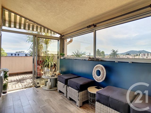 Appartement F4 à vendre - 4 pièces - 98.6 m2 - ALES - 30 - LANGUEDOC-ROUSSILLON - Century 21 Impact Immobilier Appartement F4 à vendre - 4 pièces - 98.6 m2 - ALES - 30 - LANGUEDOC-ROUSSILLON - Century 21 Impact Immobilier