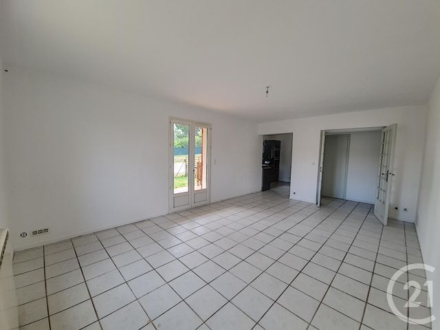 Appartement F3 à vendre - 3 pièces - 70.0 m2 - ST CHRISTOL LES ALES - 30 - LANGUEDOC-ROUSSILLON - Century 21 Impact Immobilier Appartement F3 à vendre - 3 pièces - 70.0 m2 - ST CHRISTOL LES ALES - 30 - LANGUEDOC-ROUSSILLON - Century 21 Impact Immobilier