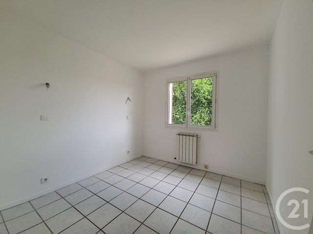 Appartement F3 à vendre - 3 pièces - 70.0 m2 - ST CHRISTOL LES ALES - 30 - LANGUEDOC-ROUSSILLON - Century 21 Impact Immobilier Appartement F3 à vendre - 3 pièces - 70.0 m2 - ST CHRISTOL LES ALES - 30 - LANGUEDOC-ROUSSILLON - Century 21 Impact Immobilier