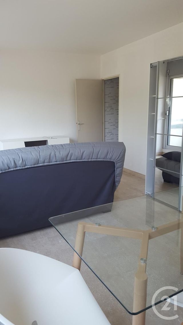 Appartement F1 à louer - 1 pièce - 27.0 m2 - ALES - 30 - LANGUEDOC-ROUSSILLON - Century 21 Impact Immobilier Appartement F1 à louer - 1 pièce - 27.0 m2 - ALES - 30 - LANGUEDOC-ROUSSILLON - Century 21 Impact Immobilier