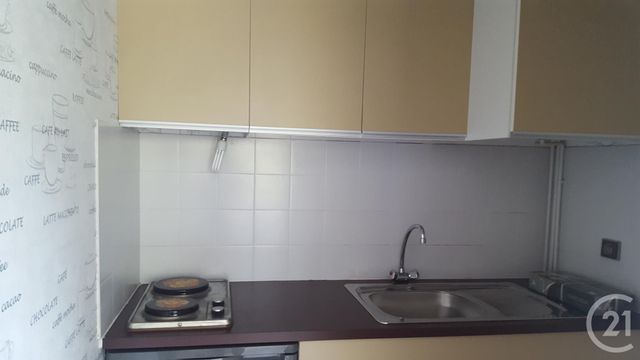 Appartement F1 à louer - 1 pièce - 27.0 m2 - ALES - 30 - LANGUEDOC-ROUSSILLON - Century 21 Impact Immobilier Appartement F1 à louer - 1 pièce - 27.0 m2 - ALES - 30 - LANGUEDOC-ROUSSILLON - Century 21 Impact Immobilier