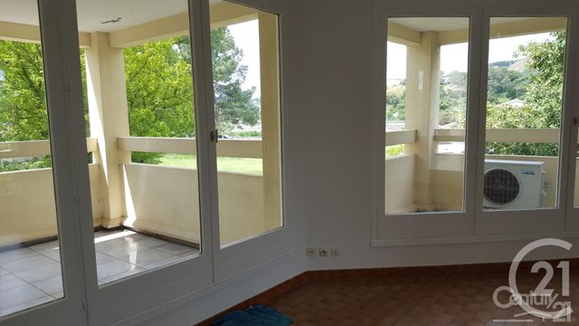 Appartement F4 à louer - 4 pièces - 90.16 m2 - ALES - 30 - LANGUEDOC-ROUSSILLON - Century 21 Impact Immobilier Appartement F4 à louer - 4 pièces - 90.16 m2 - ALES - 30 - LANGUEDOC-ROUSSILLON - Century 21 Impact Immobilier