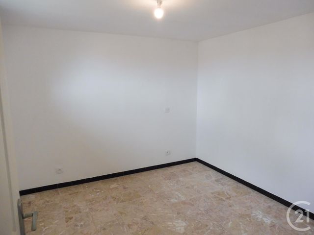 Appartement F2 à louer - 2 pièces - 43.86 m2 - ALES - 30 - LANGUEDOC-ROUSSILLON - Century 21 Impact Immobilier Appartement F2 à louer - 2 pièces - 43.86 m2 - ALES - 30 - LANGUEDOC-ROUSSILLON - Century 21 Impact Immobilier