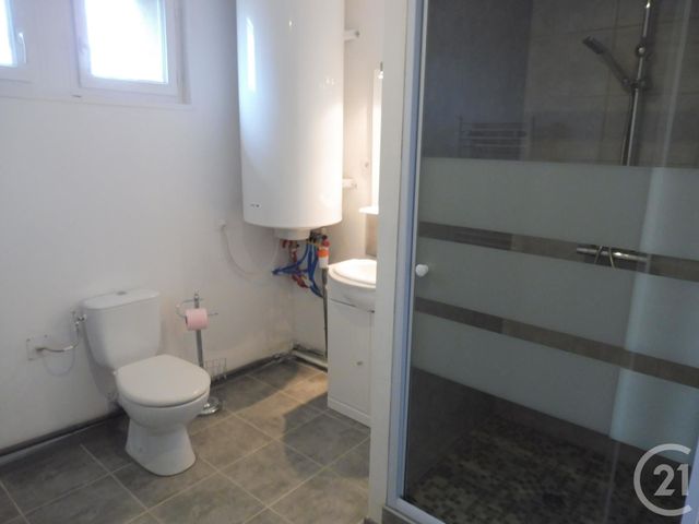 Appartement F2 à louer - 2 pièces - 43.86 m2 - ALES - 30 - LANGUEDOC-ROUSSILLON - Century 21 Impact Immobilier Appartement F2 à louer - 2 pièces - 43.86 m2 - ALES - 30 - LANGUEDOC-ROUSSILLON - Century 21 Impact Immobilier