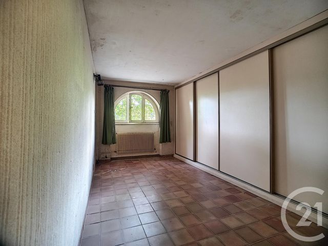 Appartement F4 à vendre - 5 pièces - 135.0 m2 - ALES - 30 - LANGUEDOC-ROUSSILLON - Century 21 Impact Immobilier Appartement F4 à vendre - 5 pièces - 135.0 m2 - ALES - 30 - LANGUEDOC-ROUSSILLON - Century 21 Impact Immobilier