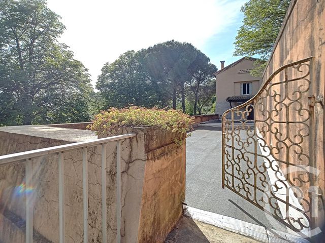 Appartement F4 à vendre - 5 pièces - 135.0 m2 - ALES - 30 - LANGUEDOC-ROUSSILLON - Century 21 Impact Immobilier Appartement F4 à vendre - 5 pièces - 135.0 m2 - ALES - 30 - LANGUEDOC-ROUSSILLON - Century 21 Impact Immobilier
