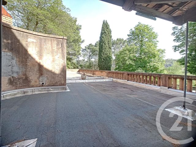 Appartement F4 à vendre - 5 pièces - 135.0 m2 - ALES - 30 - LANGUEDOC-ROUSSILLON - Century 21 Impact Immobilier Appartement F4 à vendre - 5 pièces - 135.0 m2 - ALES - 30 - LANGUEDOC-ROUSSILLON - Century 21 Impact Immobilier