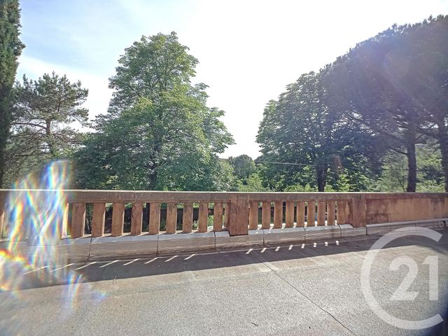 Appartement F4 à vendre - 5 pièces - 135.0 m2 - ALES - 30 - LANGUEDOC-ROUSSILLON - Century 21 Impact Immobilier Appartement F4 à vendre - 5 pièces - 135.0 m2 - ALES - 30 - LANGUEDOC-ROUSSILLON - Century 21 Impact Immobilier