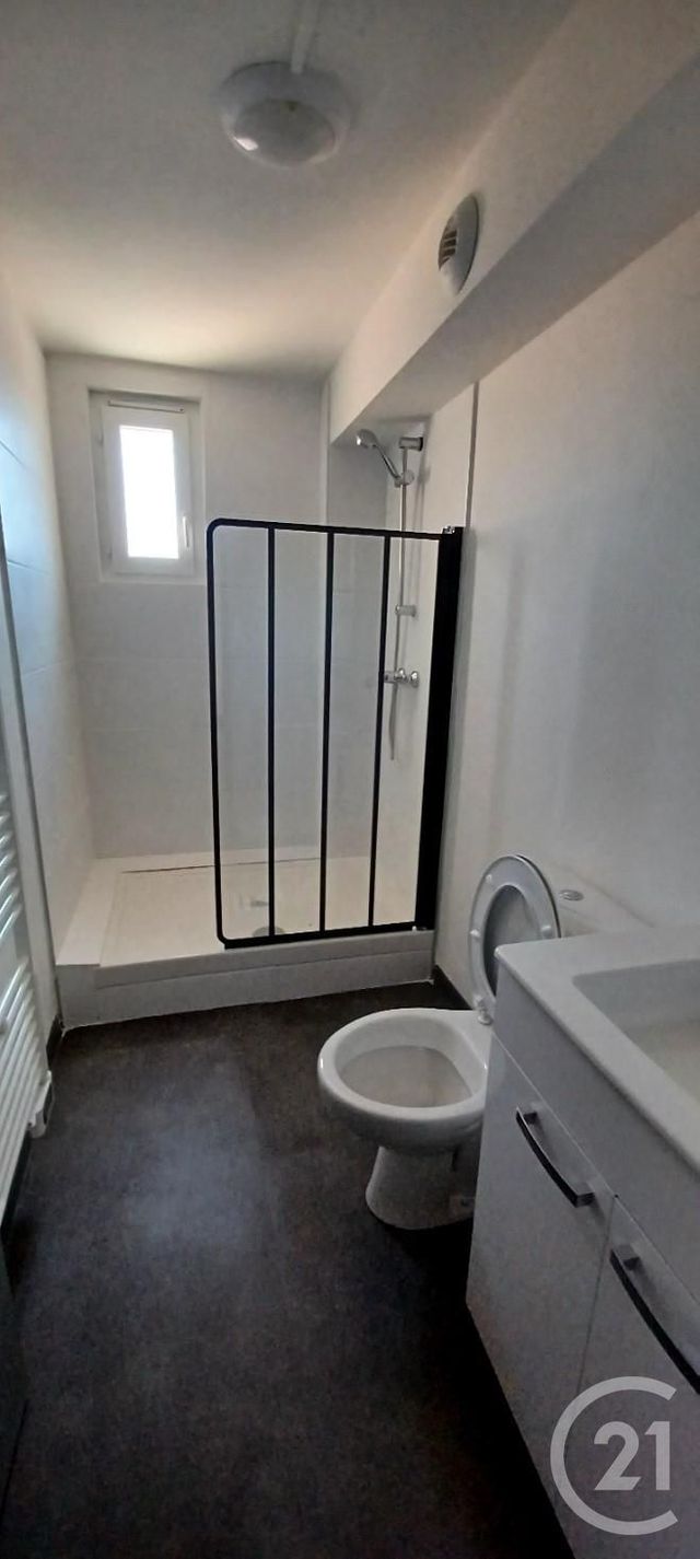 Afficher la photo en grand Appartement F3 à louer - 3 pièces - 59.0 m2 - ST AMBROIX - 30 - LANGUEDOC-ROUSSILLON - Century 21 Impact Immobilier