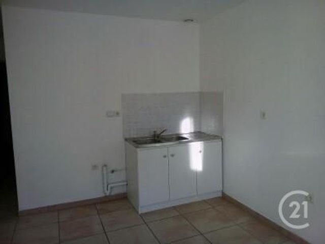 Afficher la photo en grand Appartement F2 à louer - 2 pièces - 30.99 m2 - LES SALLES DU GARDON - 30 - LANGUEDOC-ROUSSILLON - Century 21 Impact Immobilier