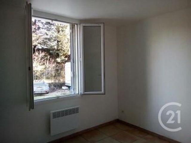Afficher la photo en grand Appartement F2 à louer - 2 pièces - 30.99 m2 - LES SALLES DU GARDON - 30 - LANGUEDOC-ROUSSILLON - Century 21 Impact Immobilier