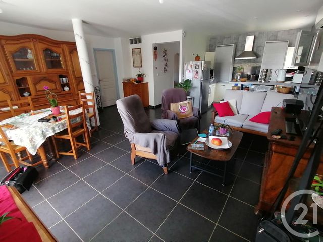 Afficher la photo en grand Appartement F3 à vendre - 3 pièces - 78.22 m2 - ST MARTIN DE VALGALGUES - 30 - LANGUEDOC-ROUSSILLON - Century 21 Impact Immobilier