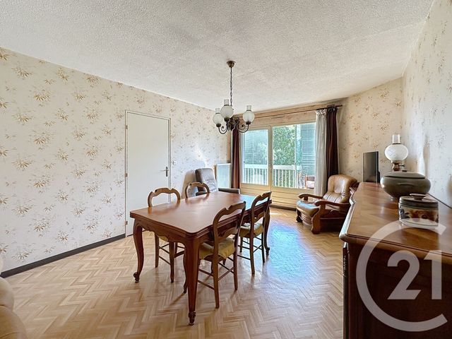 Appartement T4 à vendre - 4 pièces - 79.09 m2 - ALES - 30 - LANGUEDOC-ROUSSILLON - Century 21 Impact Immobilier