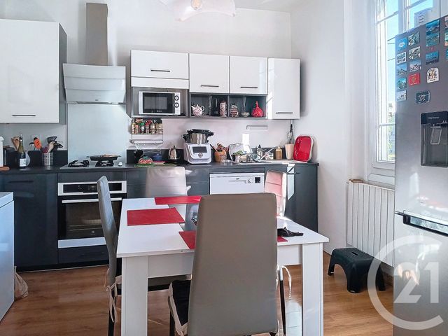 Appartement F3 bis à vendre - 4 pièces - 85.0 m2 - ALES - 30 - LANGUEDOC-ROUSSILLON - Century 21 Impact Immobilier